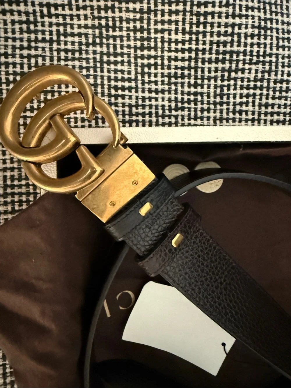 Gucci Men's reversible GG gold buckle brown and black size 100